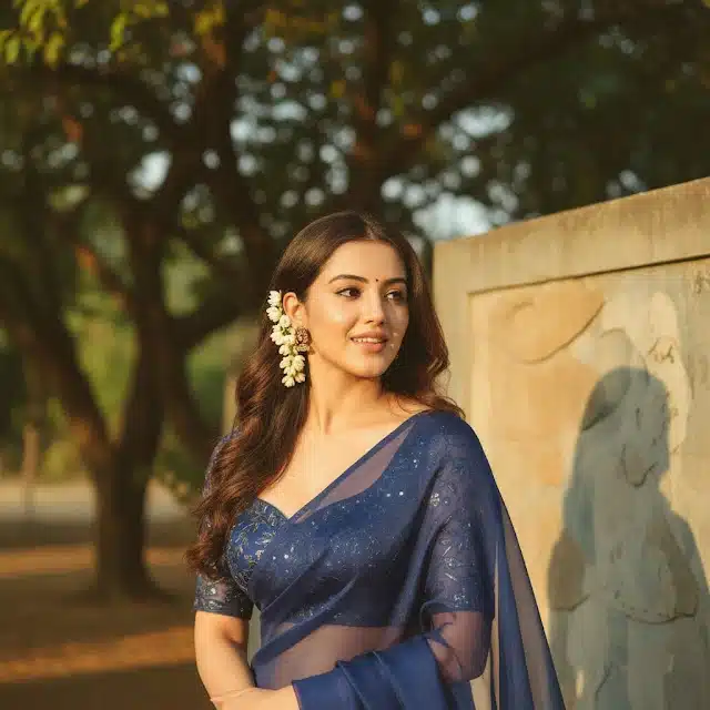 malvika sharma saree