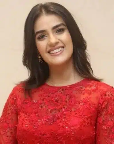 kavya thapar photos